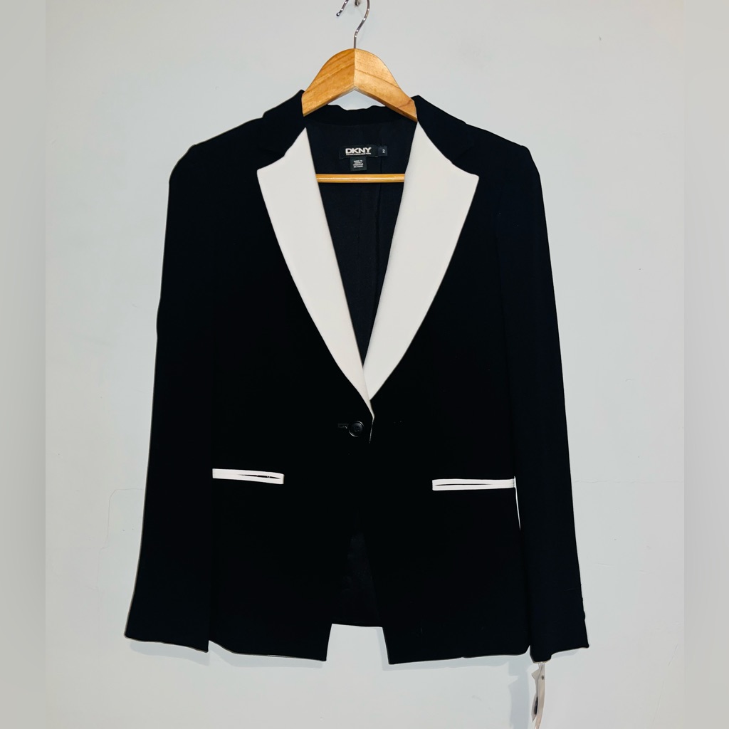 Dkny Black Blazer Tuxedo Style Sz 2 Nwt!